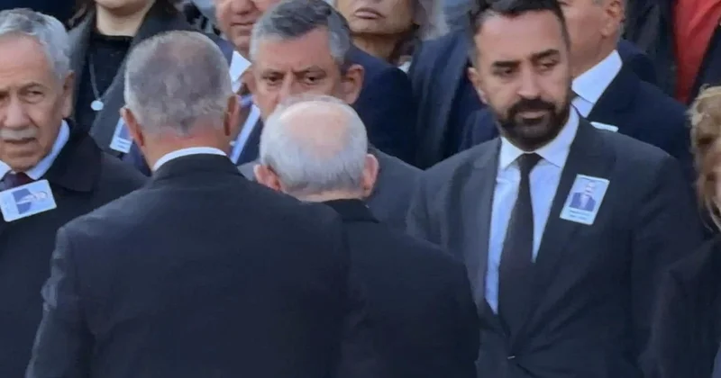 Kılıçdaroğlu ve Özel yine cenazede buluştu