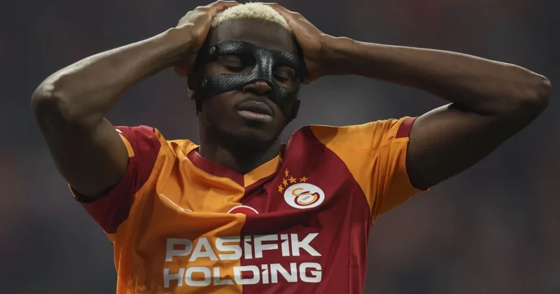 Osimhen den Galatasaray a kötü haber! Derbiye yetişecek mi? Sözcü Gazetesi