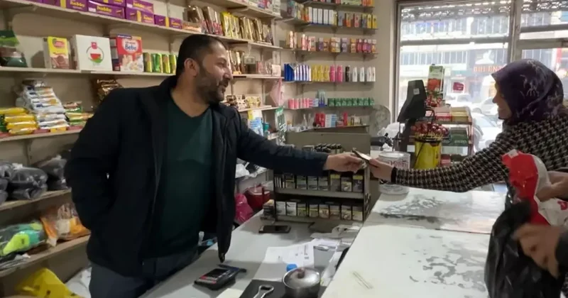 Güzel şeyler de oluyor: Dükkanını devrederken bakın ne yaptı?