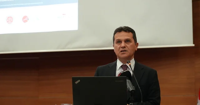 Kastamonu Üniversitesi Rektörü Prof. Dr. Topal: Savaş ve çatışmaların belirli kurallara bağlanması hem dini hem hukuki hem de ahlaki bir yükümlülüktür Kastamonu Haberleri