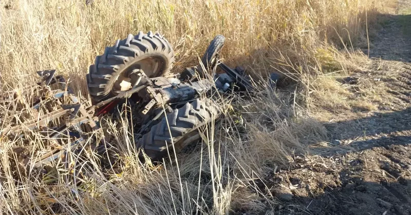 Gaziantep te feci kaza: Traktörün sürücüsü öldü