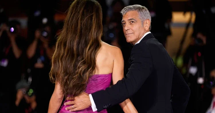 Yoksa bunlar hastalığın ilk belirtileri mi? Ünlü oyuncuyu demans korkusu sardı!