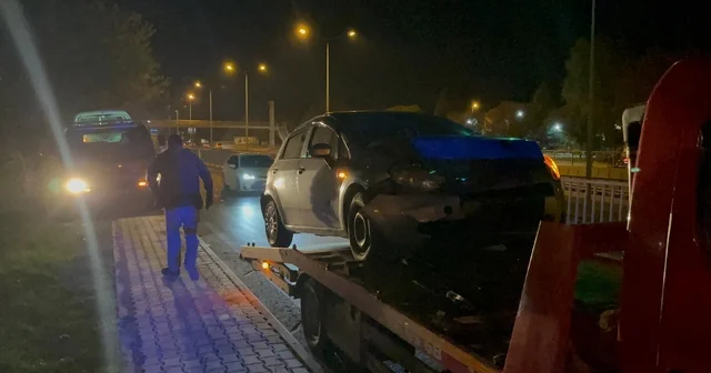 Eskişehir de polisten kaçarken kaza yapan alkollü sürücünün stajyer ehliyeti iptal edildi Eskişehir Haberleri