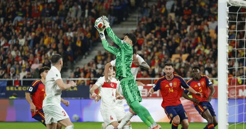 Altay Bayındır: Biz Türkiye yiz ve sonuna kadar mücadele ederiz Futbol Haberleri