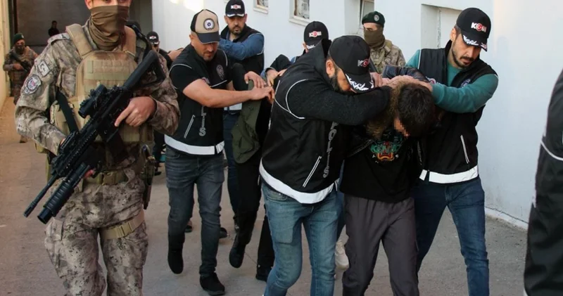 Bayğaralar a bir operasyon daha: Yurt dışına kaçacaklarmış