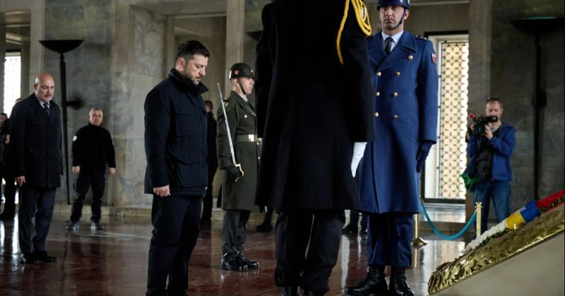 Zelenski den Anıtkabir ziyareti