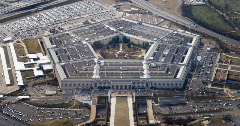 WSJ: Pentagon dan bir heyet, barış görüşmelerinin yeniden başlatılması için Ukrayna ya gönderildi