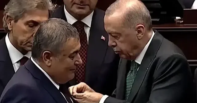 CHP’den istifa eden İsa Yıldırım AK Parti ye katıldı VİDEO İZLE