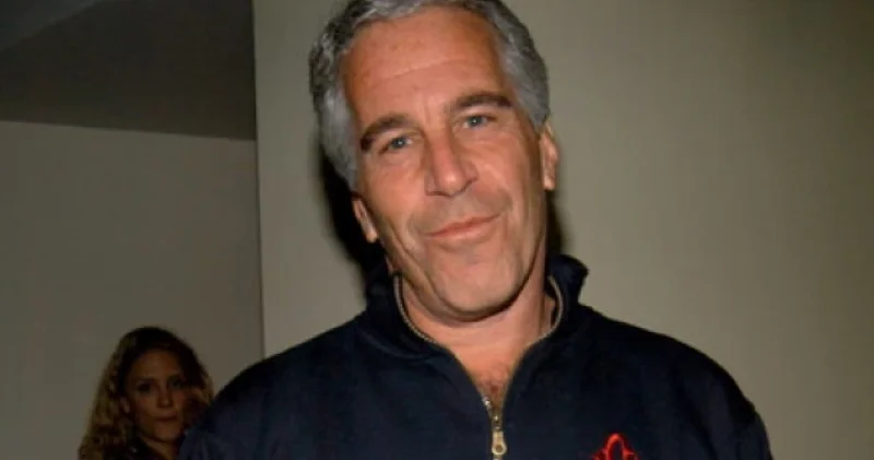 Dosyalarda ismi geçen Trump geri adım atmıştı: ABD Temsilciler Meclisi nden tarihi Epstein kararı