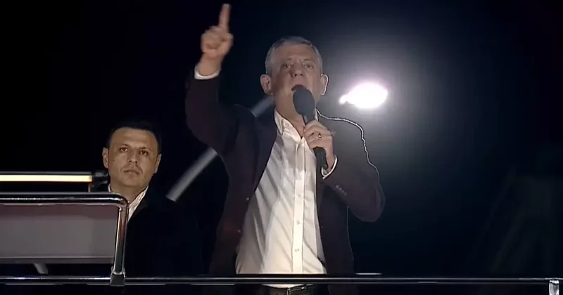 CHP Genel Başkanı Özgür Özel Sultangazi de konuşuyor