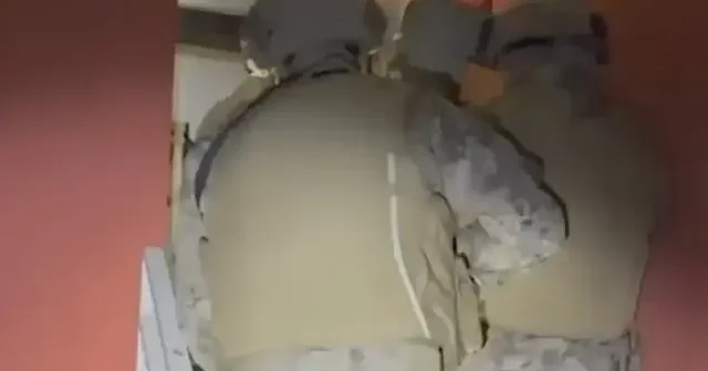 Narkotik ekiplerinden tacirlere şafak operasyonu: VİDEO İZLE