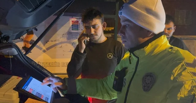 Kayseri de ehliyetsiz oto tamircisi, araç sahibinden habersiz test sürüşüne çıktı Otomobilinin habersiz kullanıldığını öğrenen araç sahibi isyan etti Kayseri Haberleri