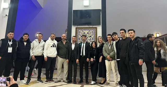 Manisalı kuaförler Uşak tan 3 kupa ile döndü Manisa Haberleri