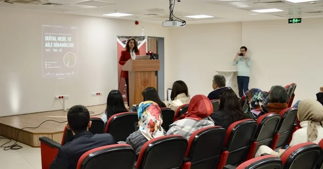 Karabük te Dijital Nesil ve Aile Dinamikleri semineri düzenlendi Karabük Haberleri