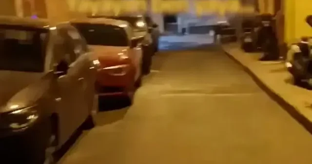 Kaldırım işgali vatandaşı isyan ettirdi: Yayayım ben yürüyecek yer yok VİDEO İZLE