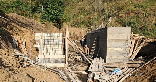 Salıpazarı nda riskli bölgeye müdahale Samsun Haberleri