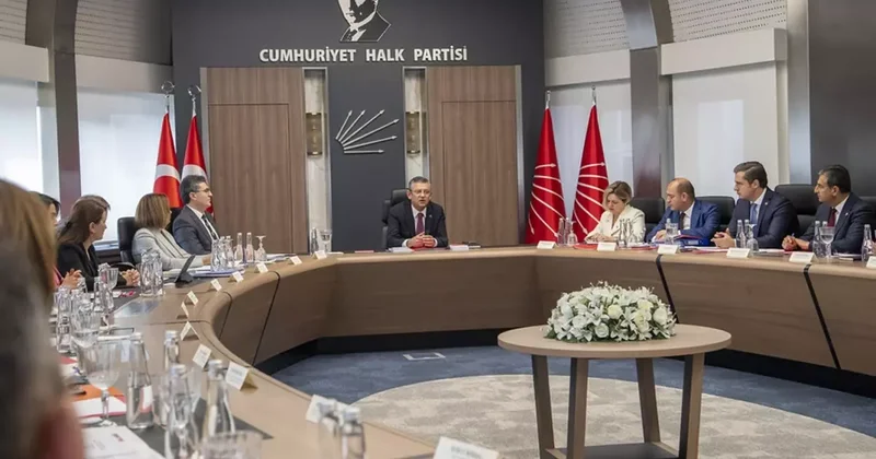 CHP de deprem etkisi yaratan mektup: Bu soruların yanıtını kamuoyu bilmeli