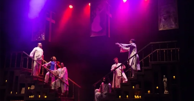 Şehir tiyatrosu perdesini öğretmenler için ücretsiz açıyor Bursa Haberleri