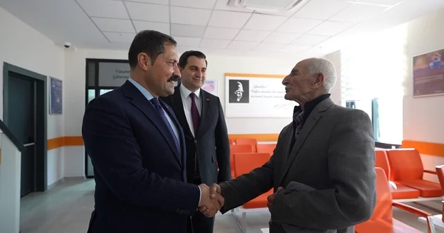 Hataylı aşıktan, devletin şefkatli yüzünü gösteren valiye yürek ısıtan şiir Hatay Haberleri