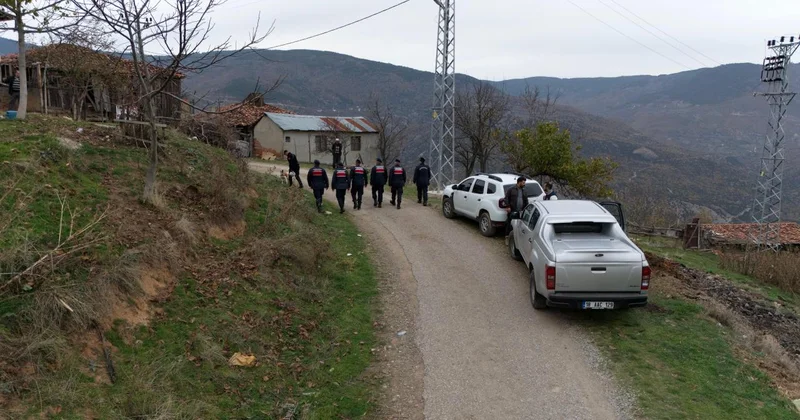 Mantar toplamak için gittiği ormanda kaybolan 82 yaşındaki yaşlı kadın aranıyor