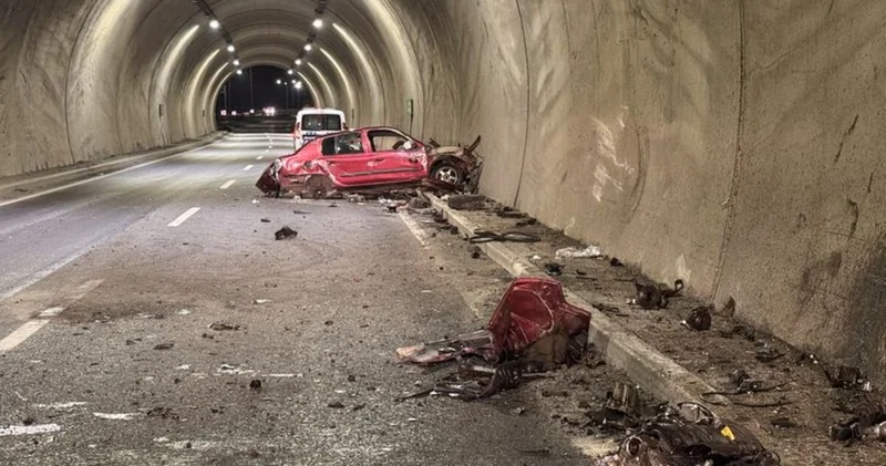 Otomobil tünel duvarına çarptı: 2 yaralı