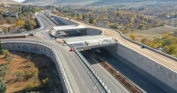 Gaziantep haberleri Gaziantep Büyükşehir ulaşım yatırımlarını kent genelinde sürdürüyor 19 Kasım 2025