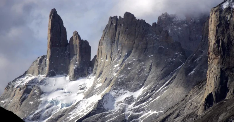 Şili deki doğa yürüyüşü yapan 5 turist fırtına nedeniyle öldü