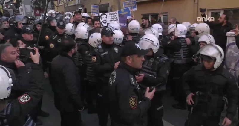 Son Dakika Üniversiteli gençlere polis müdahalesi