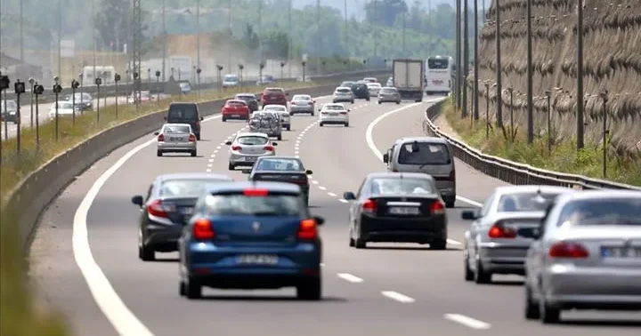 Trafik sigortasında hasarsızlık indirimi araca mı sürücüye mi yapılacak? Açıklama geldi