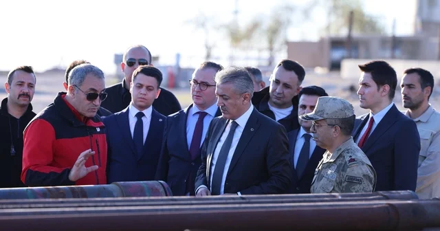 Vali Akkoyun Nusaybin de muhtarlarla istişare toplantısı düzenledi Mardin Haberleri