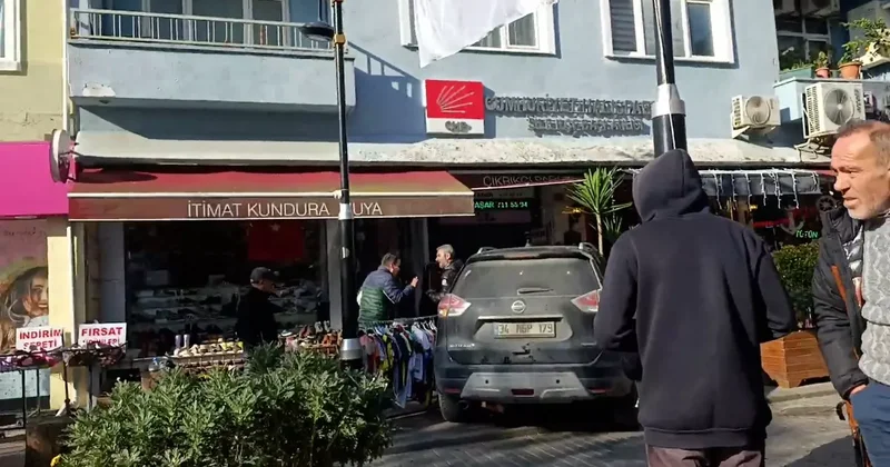 CHP binasında Kızıma küfür edildi protestosu! Geçmişi kabarık çıktı