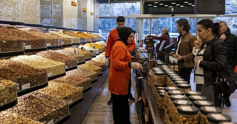 Yılbaşı sofrasının vazgeçilmezi cep yakıyor: Fiyatlar bin 180 liraya dayandı Sözcü Gazetesi