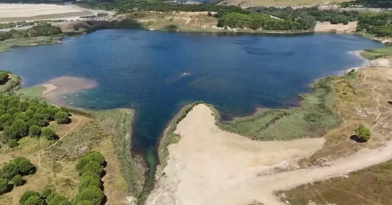 İstanbul da çevre faciası: Rant uğruna Mavi Göl yok edildi