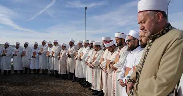Erzurum da 500 yıllık kadim bir gelenek: 1001 Hatim başladı Erzurum Haberleri