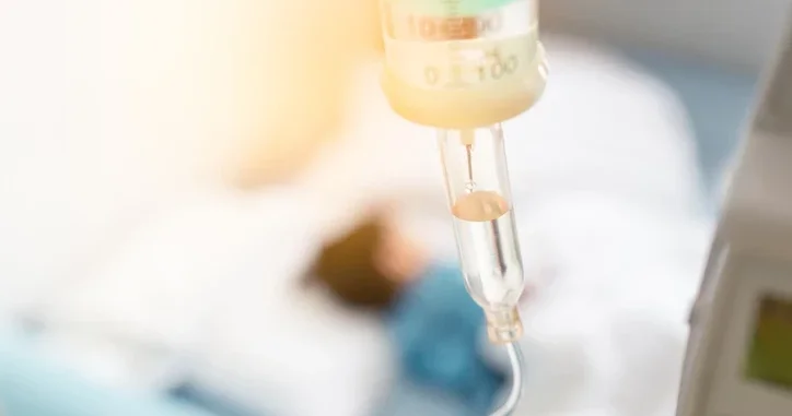 Sadece grip sandılar ama virüs 4 yaşındaki kızın beyninde hasar bıraktı... Uyanıp uyanmayacağı bile bilinmiyor