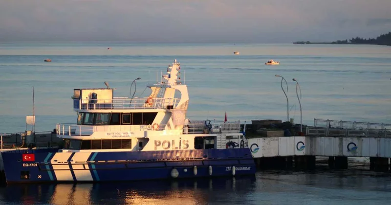 Çanakkale Boğazı trafiğe açıldı