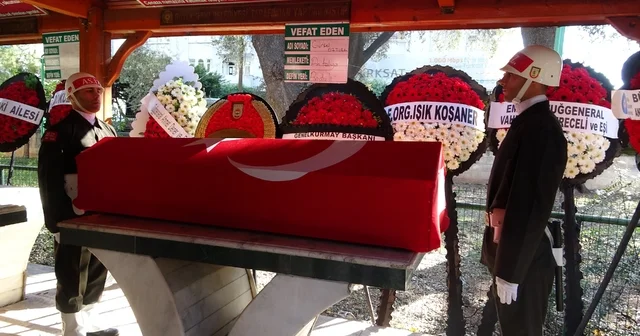 Emekli Tümgeneral Gürsel Öztürk Antalya da son yolculuğuna uğurlandı Antalya Haberleri