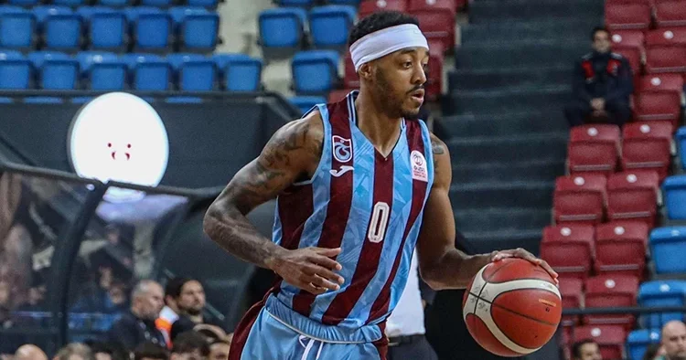 Trabzonspor, Fenerbahçe Beko yu konuk ediyor!