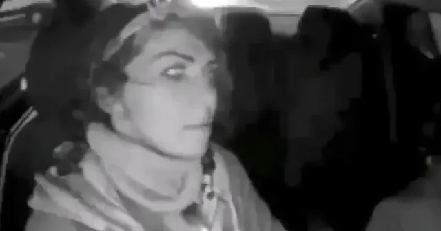 Müşteri gibi bindiği taksiden 15 bin lira çaldı: O anlar kamerada VİDEO İZLE