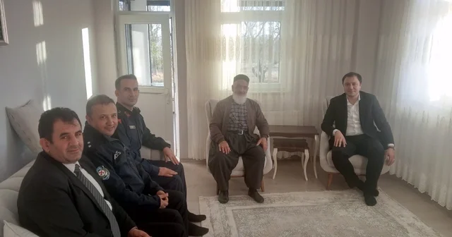 Kaymakam Bayram Kıbrıs gazisiyle bir araya geldi Bayburt Haberleri