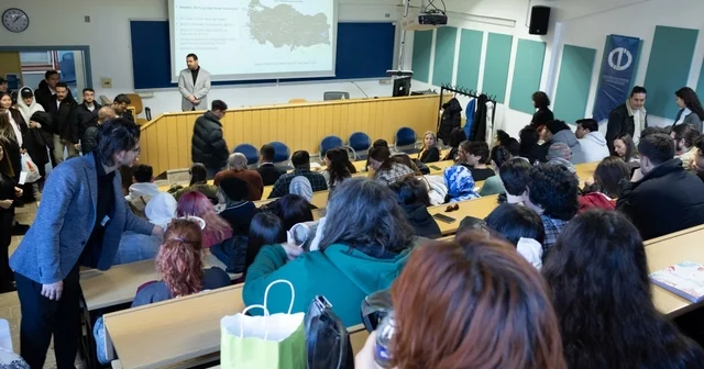 Toprağın Altından Sofranın Üstüne: Küllüoba da Ekmeğin Arkeolojisi başlıklı seminer düzenlendi Eskişehir Haberleri