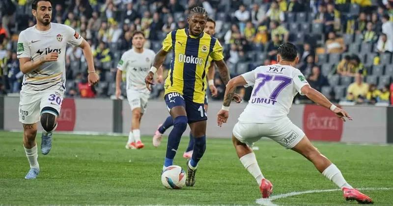 Ligin namağlup tek takımı Fenerbahçe, 5 eksikle Eyüpspor a konuk olacak