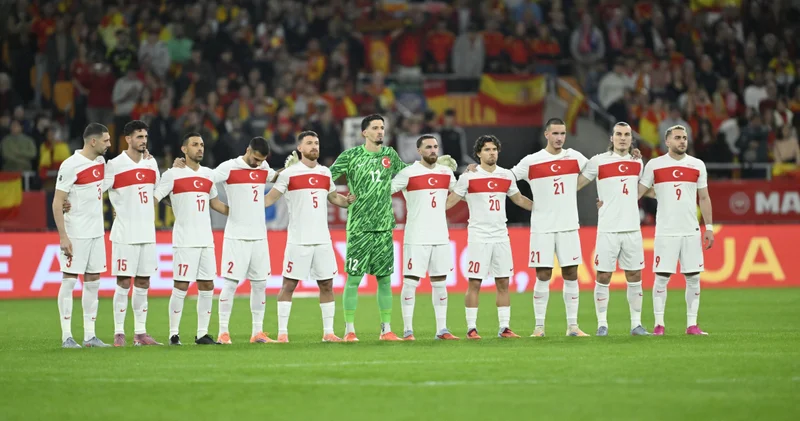 Bizim Çocuklar ın sıralaması değişmedi! Futbol Haberleri