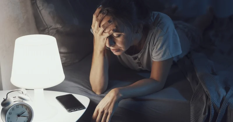 Bir bardak kahve, bir saat telefon: Uykuyu kaçıran akşam rutinleri