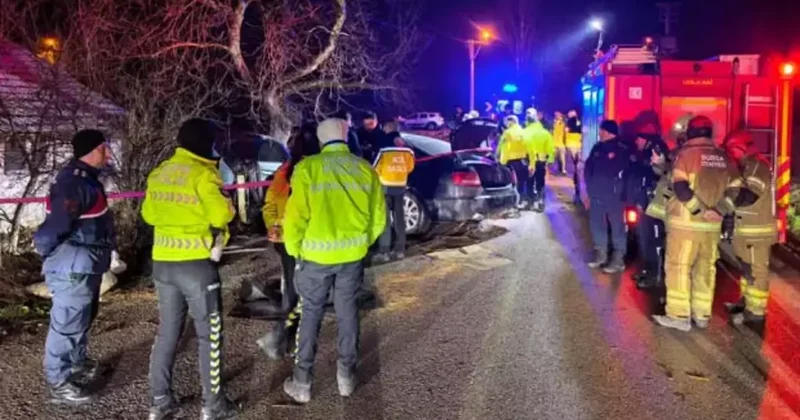 Kontrolden çıkan araç ağaca çarptı: 2 ölü, 2 yaralı