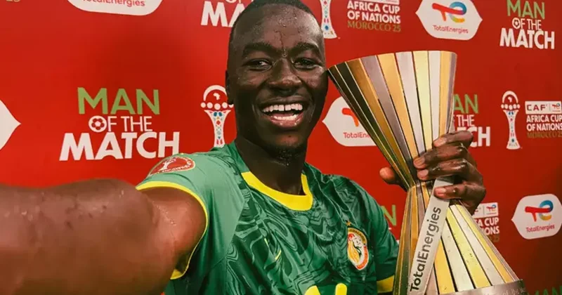 Galatasaray ın işi giderek zorlaştı! Pape Gueye için Villarreal, fiyat arttırıyor Fanatik Gazetesi Galatasaray (GS) Haberleri Spor