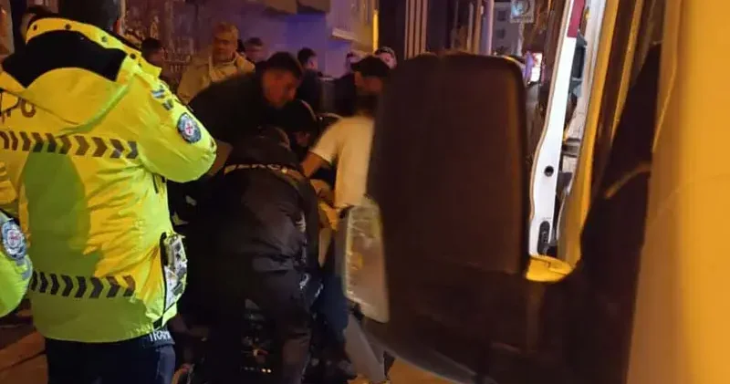 Kafede silahlı kavga: 2 müşteri yaralandı