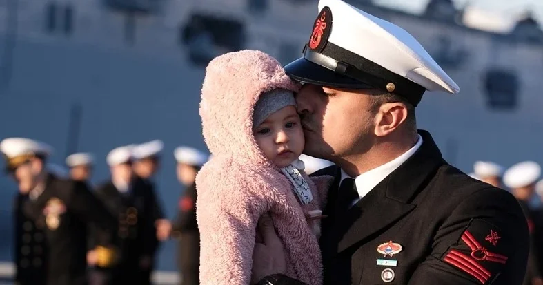 Anadolu Türk Deniz Görev Kuvveti, İzmir den uğurlandı