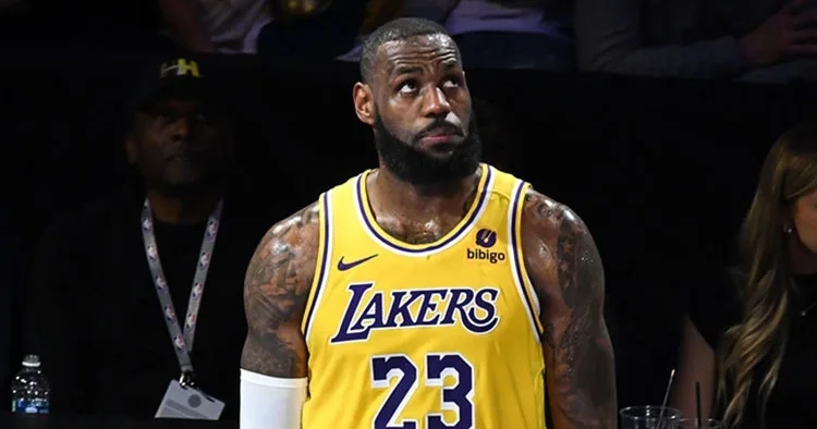 LeBron James in 21 yıllık serisi sona erdi!