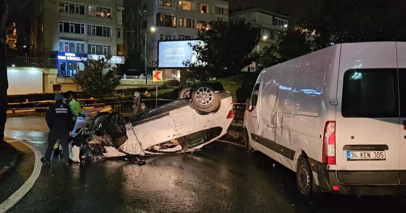 Beşiktaş’ta minibüse çarpan otomobil takla atarak caddeye uçtu; 2 yaralı